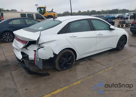 2023 Hyundai Elantra Sel z USA, uszkodzony, nr VIN 5NPLM4AG7PH100467